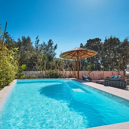 Meacres Sun Villa Miholascica