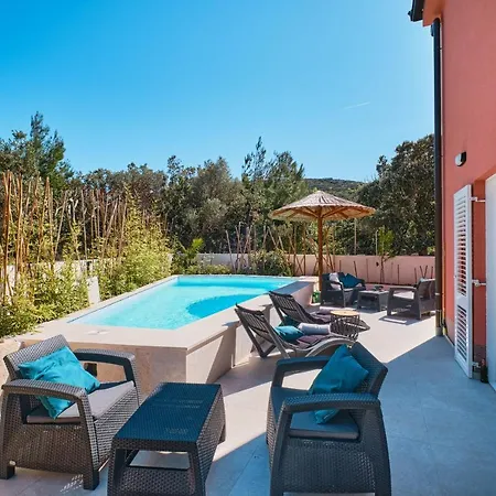 Villa Meacres Sun Miholascica